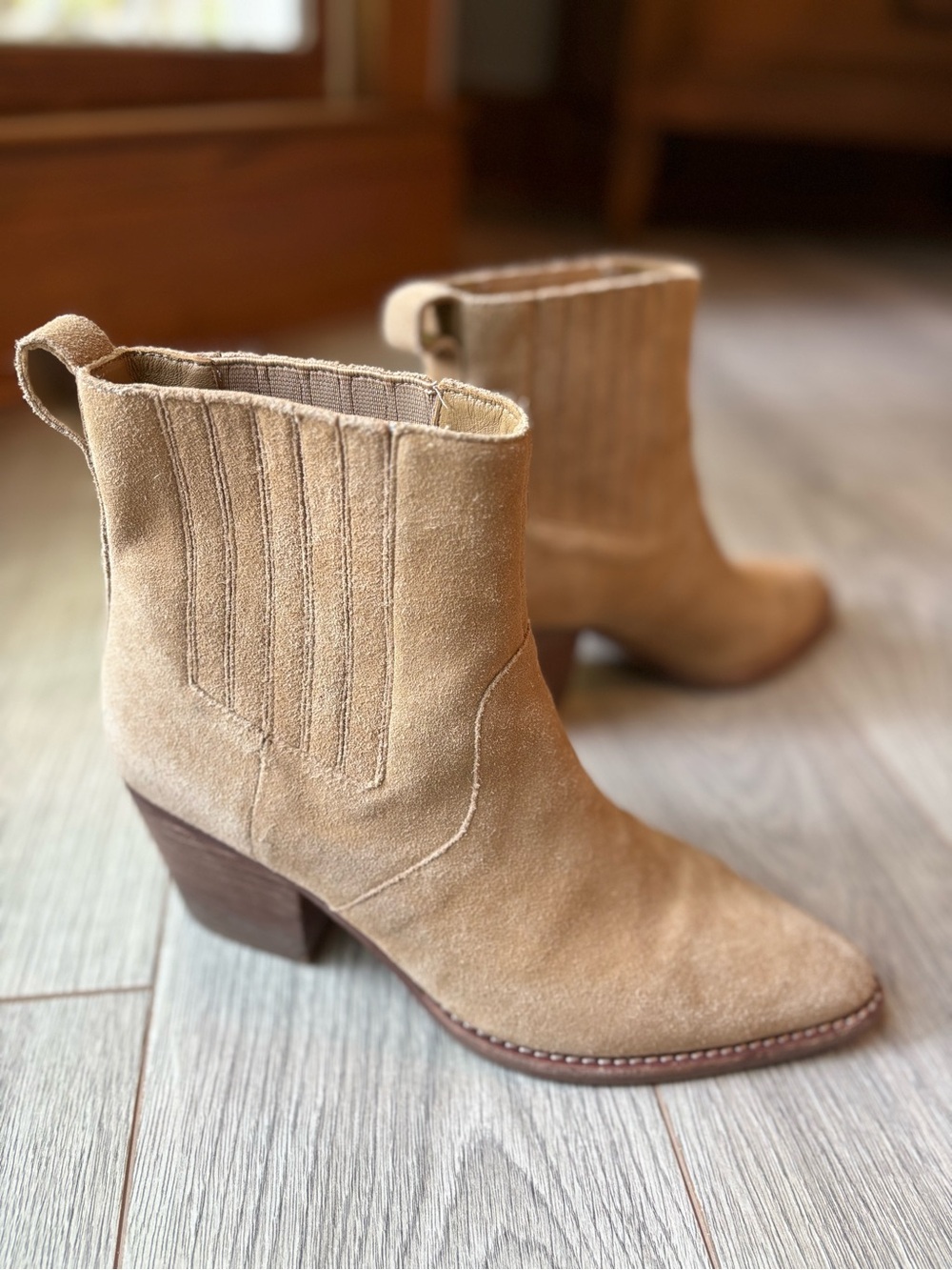 J Crew Western Boots Tan Suede Ankle Booties Womens 8.5 Heeled Pull On Leather